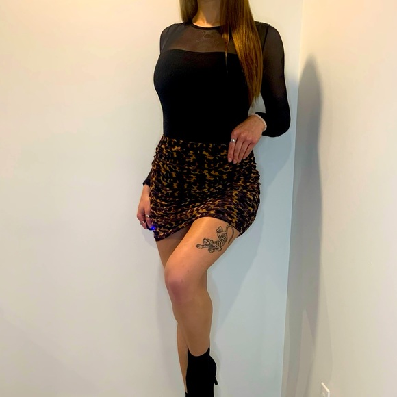 Leopard Print Mini Skirt with Ruched Sides - Picture 1 of 4